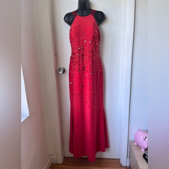 Mignon VM1531 Large Stone Beaded Gown size 8 - Picture 4 of 14